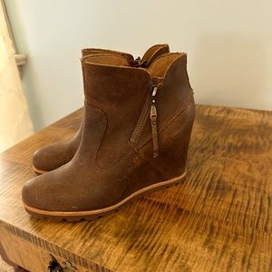 UGG Wedge Ankle Boots, Brown, Size 10